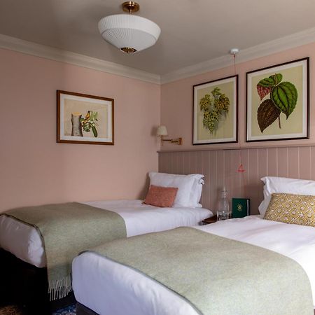 The Carnarvon Arms Hotel Newbury  Ngoại thất bức ảnh