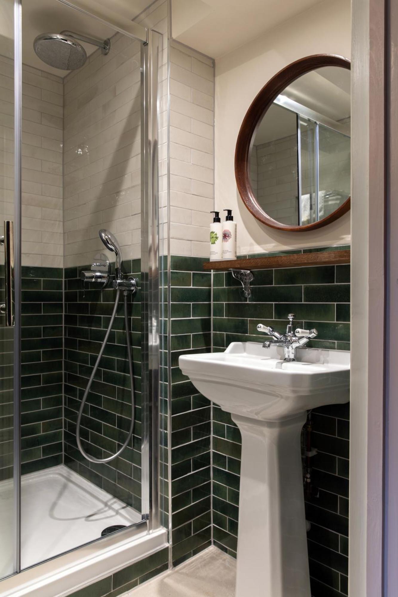 The Carnarvon Arms Hotel Newbury  Ngoại thất bức ảnh
