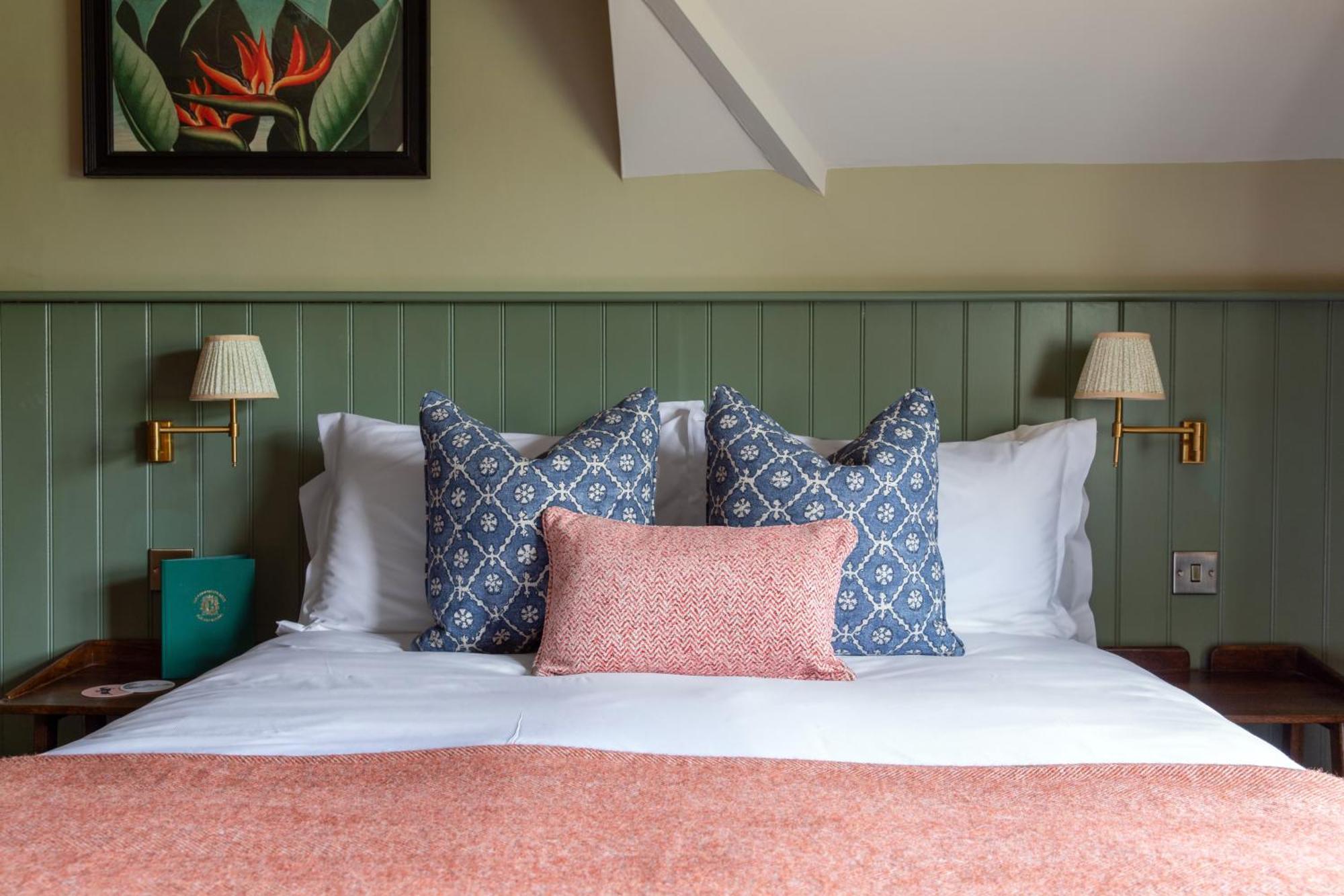 The Carnarvon Arms Hotel Newbury  Ngoại thất bức ảnh