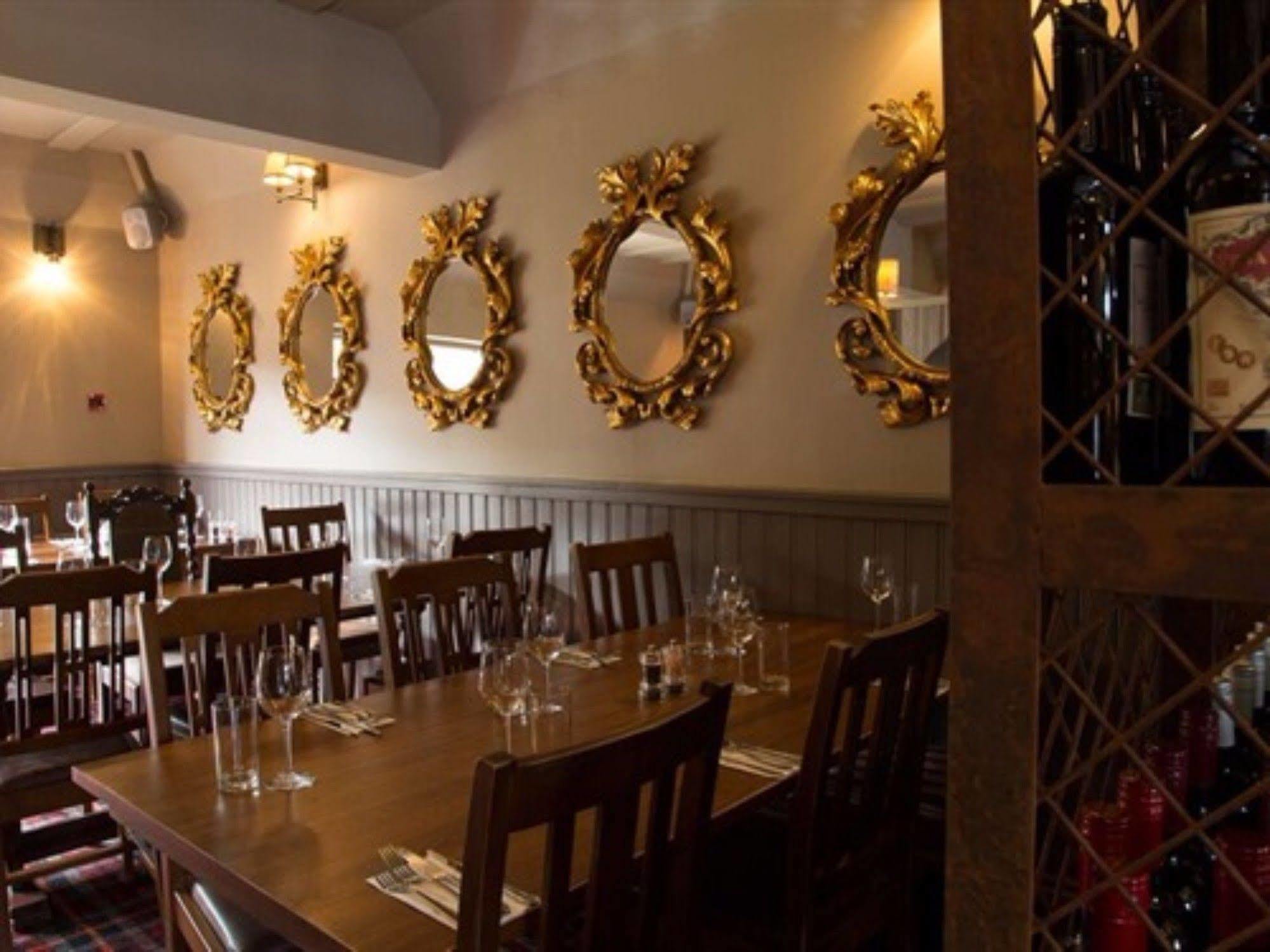 The Carnarvon Arms Hotel Newbury  Ngoại thất bức ảnh