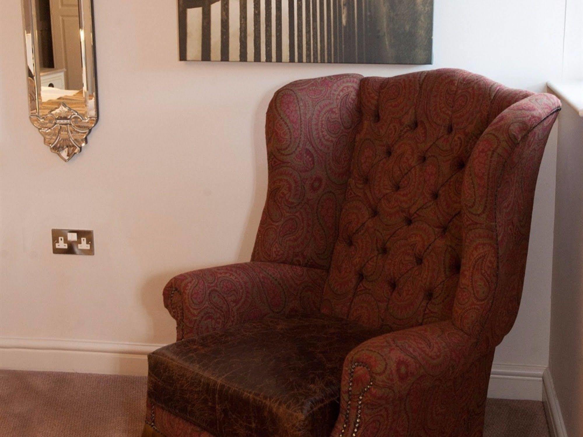 The Carnarvon Arms Hotel Newbury  Ngoại thất bức ảnh
