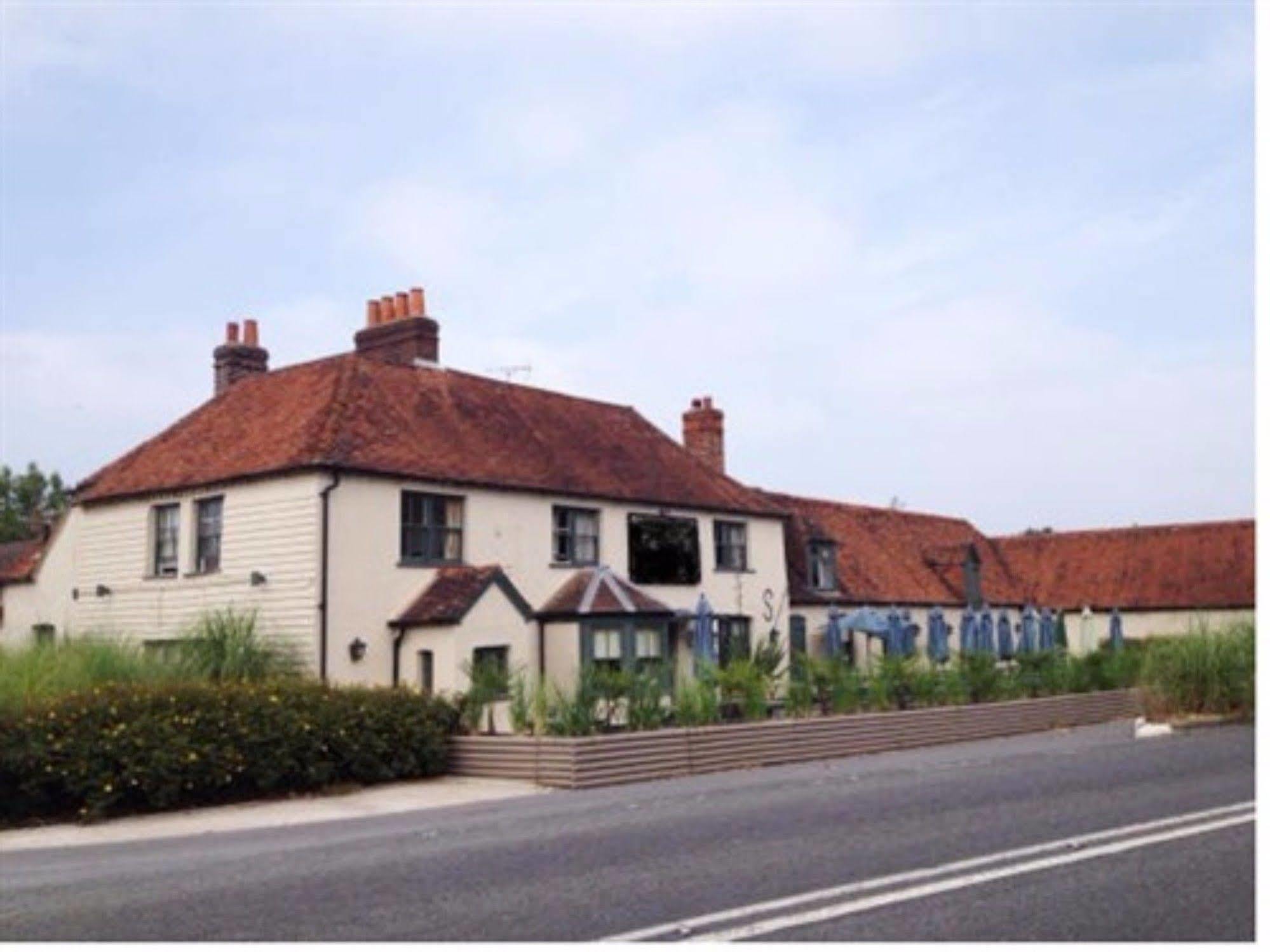 The Carnarvon Arms Hotel Newbury  Ngoại thất bức ảnh
